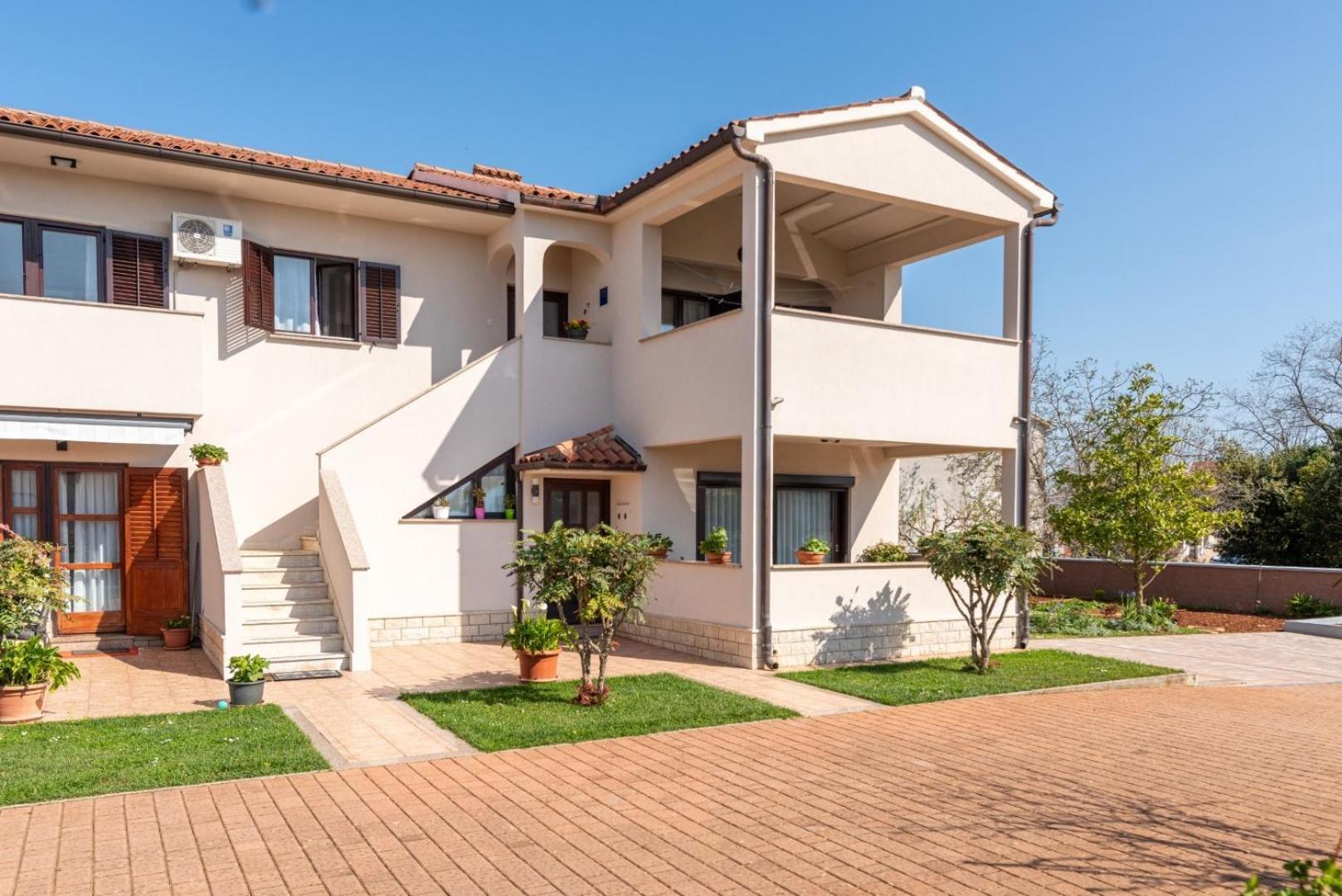 Apartment Marchela Nova Vas  Екстериор снимка